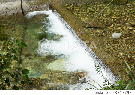 堰堤　静岡の興津川 23817797