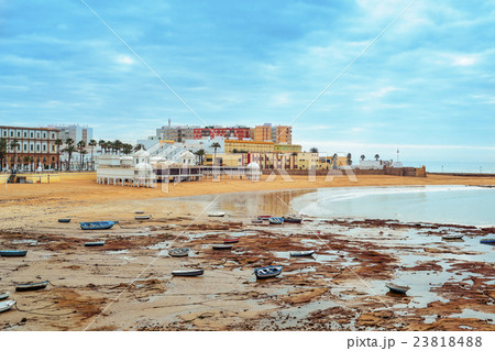 La Caleta Beach in Cadiz, Spain 23818488