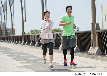 ミドルカップル イメージ 23828113