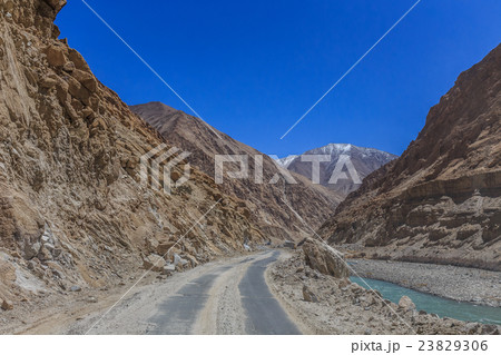 Beautiful mountains on Leh - Highway go to Tso Mor Beautiful mountains on Leh - Highway go to Tso Mor 23829306