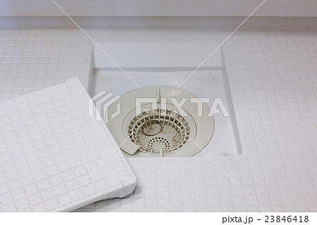 バスルームの排水溝 23846418