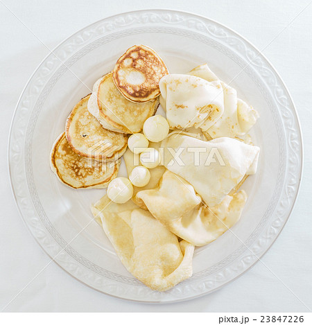 pancakes with butter 23847226