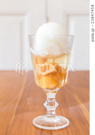 zalacca in sweet syrup 23847458