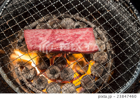 grilled wagyu Sirloin meat yakiniku 23847460