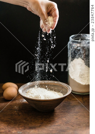 spelt flour spelt flour 23847764