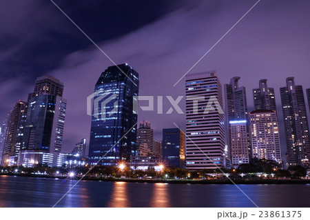 Night View of Buildings in Bangkok（バンコク都内ビル群の夜景） 23861375
