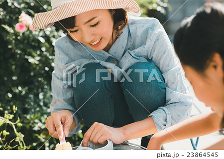 Japanese woman golfer , housewife Japanese woman golfer , housewife 23864545