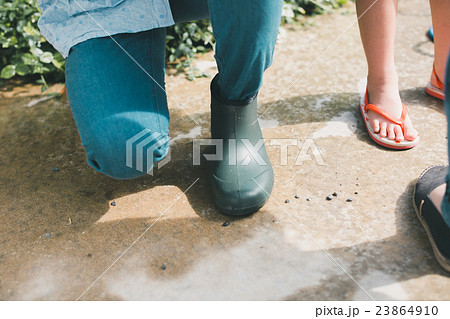 Japanese woman golfer , housewife 23864910
