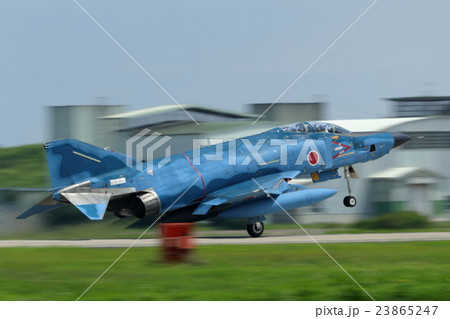 航空自衛隊　戦闘機　離陸　RF-4E 23865247