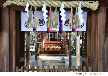 豊国神社の摂社　貞照神社 23869480