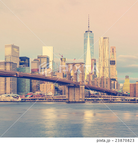 New York City - sunrise view of Manhattan New York City - sunrise view of Manhattan 23870823