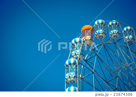 Ferris wheel 23874306