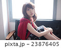 赤のカーデの女 赤のカーデの女 23876405