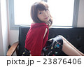 赤のカーデの女 赤のカーデの女 23876406