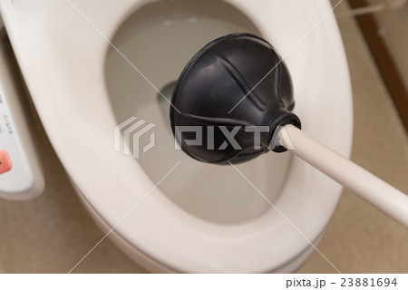 トイレの詰まり トイレの詰まり 23881694