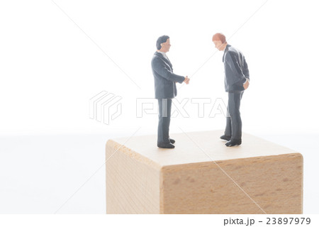 上司と部下のイメージ 23897979