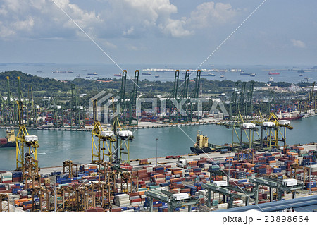 コンテナ埠頭　コンテナ港　コンテナターミナル 23898664