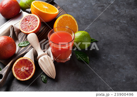 Fresh citruses and juice Fresh citruses and juice 23900496