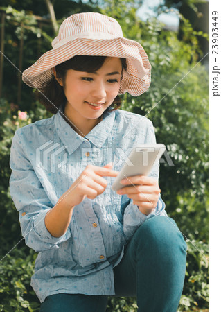 Japanese woman golfer , housewife Japanese woman golfer , housewife 23903449