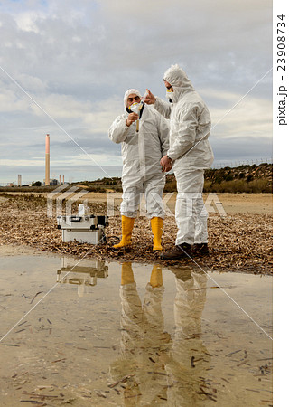 Experts Analysis Water Experts Analysis Water 23908734
