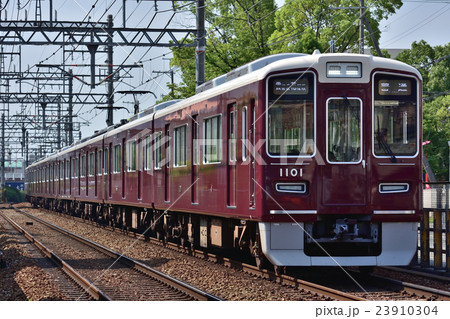 阪急宝塚線　１０００系 23910304