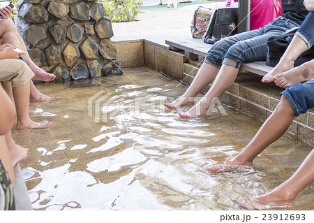 熱海駅前 足湯 熱海駅前 足湯 23912693