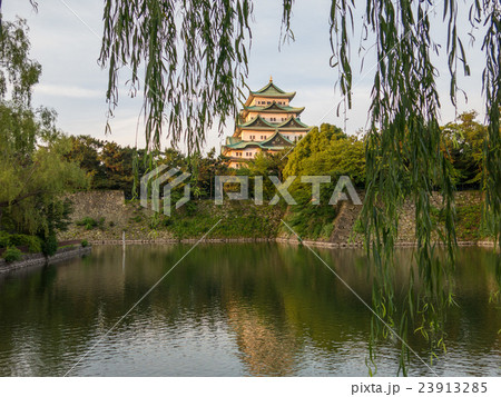名古屋城 23913285