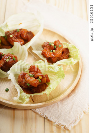 healthy salsa shrimp lettuce wraps healthy salsa shrimp lettuce wraps 23916151