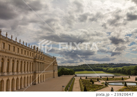 The gardens of Versailles Palace, Paris 23920647