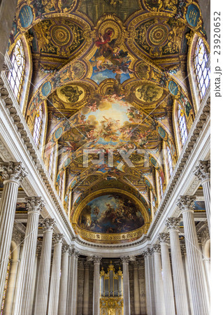The chapel of Versailles Palace in Paris 23920652