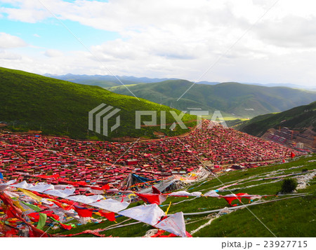 ラルンガルゴンパ一望 23927715