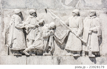 Russian soldiers relief statue, Slavin Russian soldiers relief statue, Slavin 23928179
