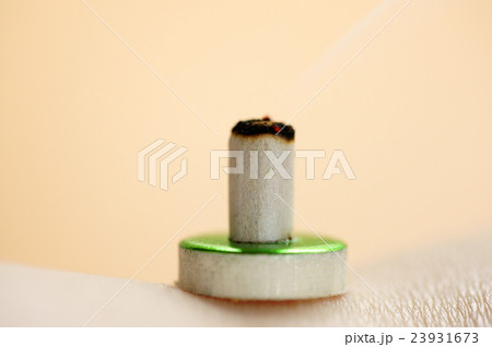 お灸 23931673
