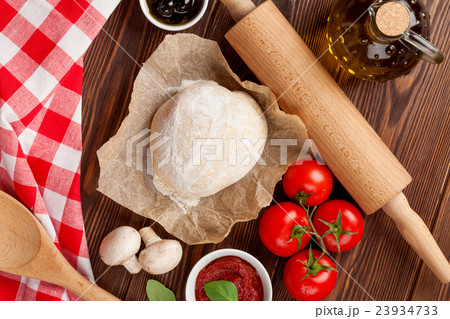 Pizza cooking ingredients Pizza cooking ingredients 23934733
