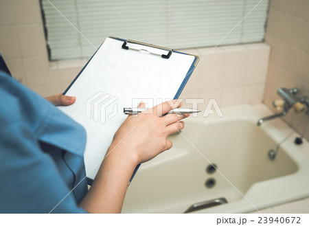 チェック 23940672