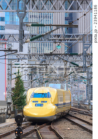 新幹線　ドクターイエロー 23941186