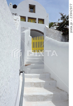 White House in the Village of Pyrgos White House in the Village of Pyrgos 23942977