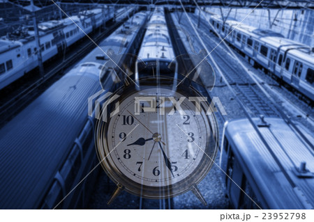 通勤電車 通勤電車 23952798