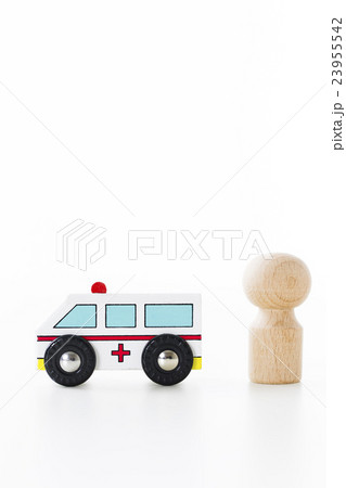 救急車　病院　医療　搬送　救命　救急　119　 23955542