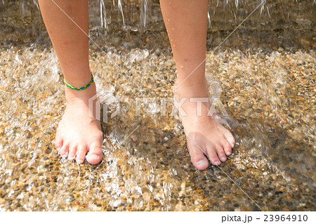 水遊び 23964910