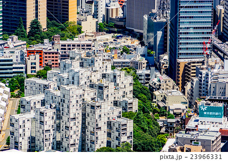 東京都 都会の街並みの写真素材