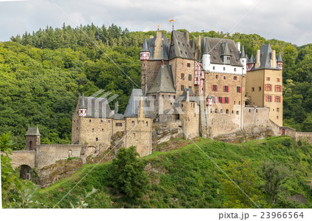 Burg Eltz Castle 23966564
