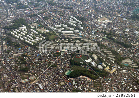 東京都町田市の国士舘大学２１世紀アジア学部キャンパス付近を空撮の写真素材