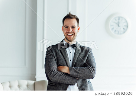 Man with happy facial expression 23992026