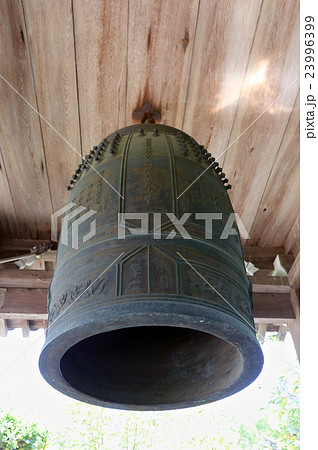 四国霊場第一番札所「霊山寺」梵鐘 四国霊場第一番札所「霊山寺」梵鐘 23996399