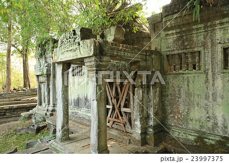 カンボジア遺跡　Ｎ 23997375