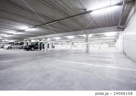 an underground garage 24006108