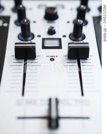 Professional DJ midi controller sound mixer Professional DJ midi controller sound mixer 24011294