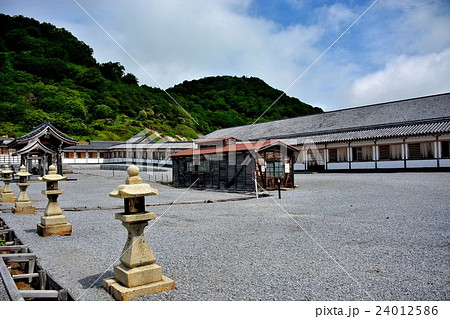 下北半島・恐山の風景・参道の眺め(3) 下北半島・恐山の風景・参道の眺め(3) 24012586