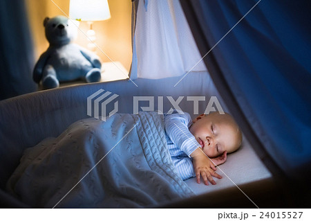 Baby boy sleeping at night Baby boy sleeping at night 24015527